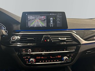 BMW 530e iPerformance Sport line S&V-hjul/Navi/Kamera/Pvärm