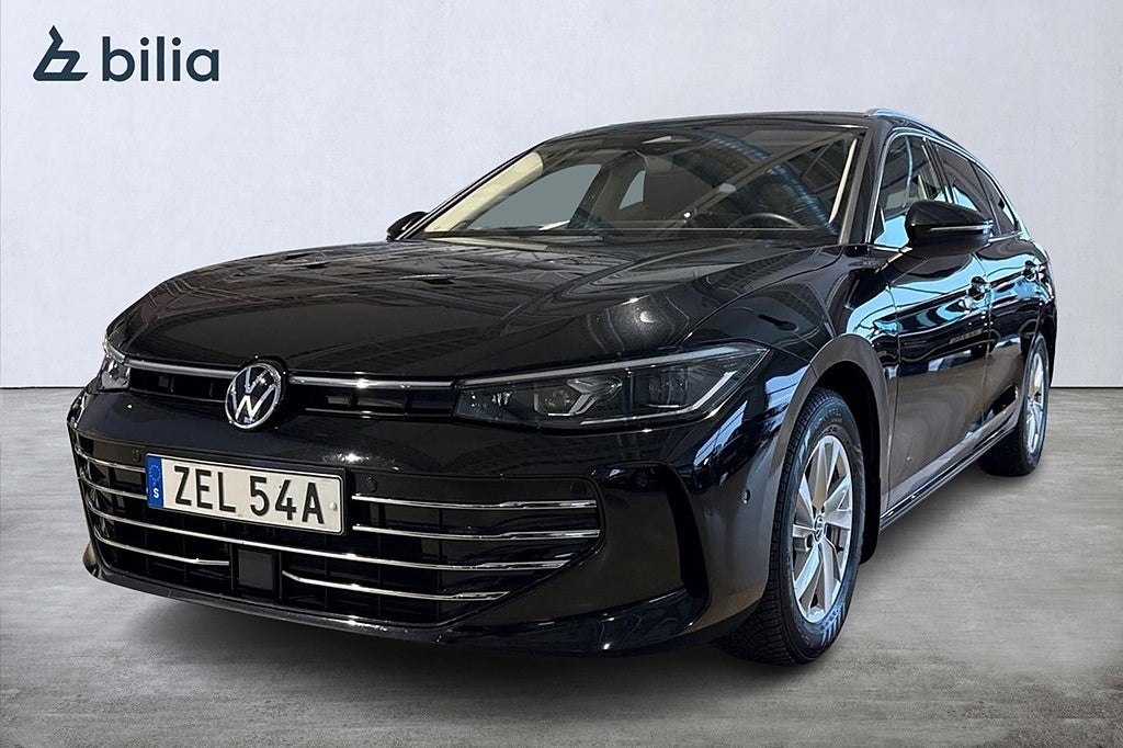 Volkswagen Passat Sportscombi 1.5 eTSI DSG7/Värmare/Drag/MOMS