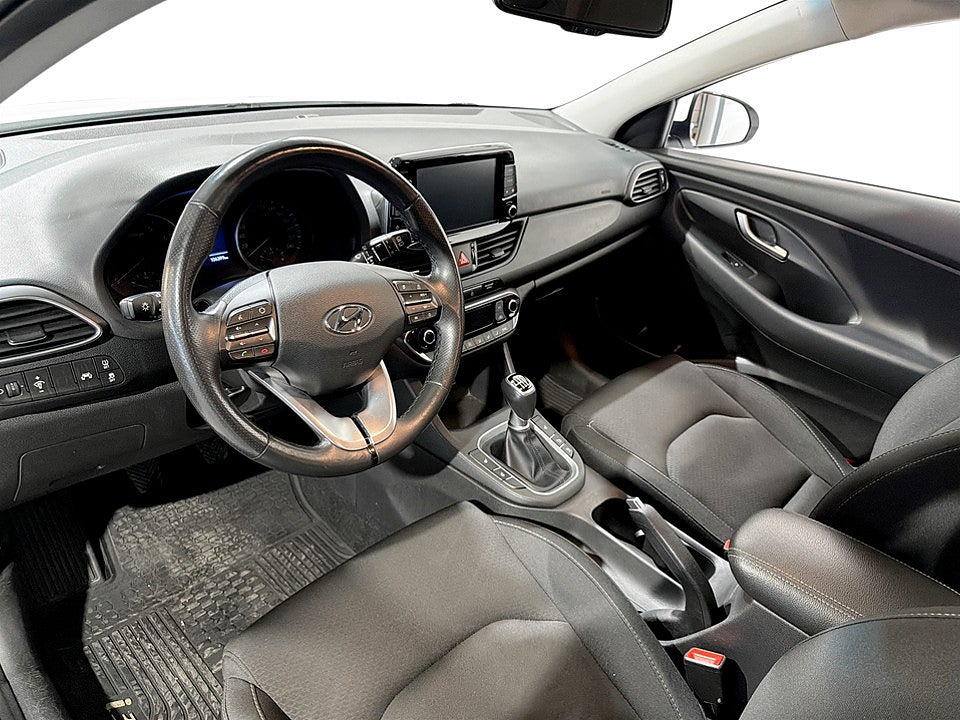 Bild på Hyundai i30 Trend 1.0 T-GDI 120hk B-KAMERA RATTVÄRME