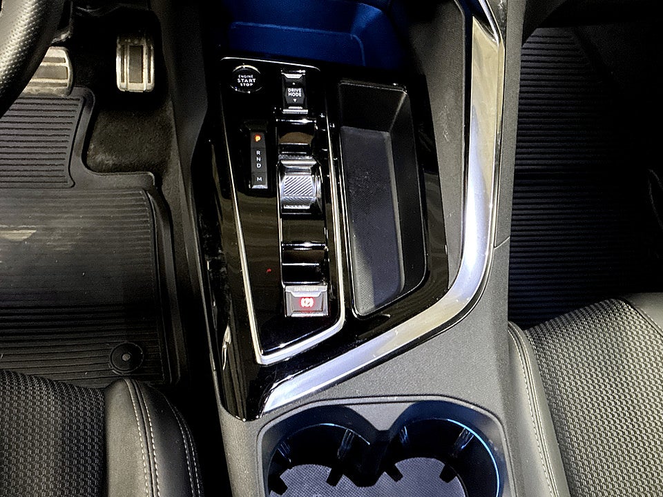 Bild på Peugeot 5008 GT 1.2 PT 130hk Aut 7-SITS B-KAMERA NAV