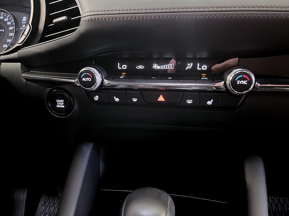 Bild på Mazda 3 2.0 SKYACTIV-G M 150hk Aut B-KAMERA NAVI