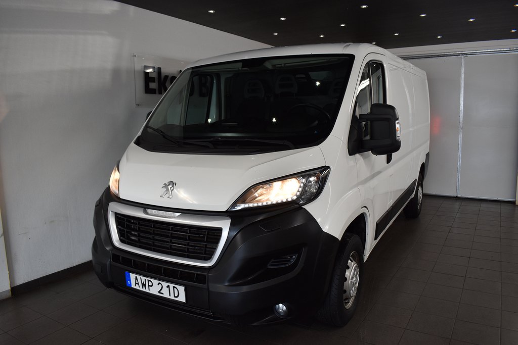 Peugeot Boxer Skåp 2.0 BlueHDi 130hk PRO+ L2H1 Dieselvärmare