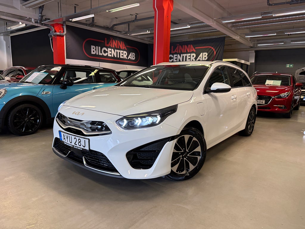 Kia Ceed Plug-in Hybrid Advance 1ÄG B-kamera PDC Navi Euro 6 SoV