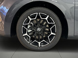MG 4 EV Urban 53.9 kWh Premium Värmepump 360° Ambient Pvärm 0% RÄNTA – bild 14