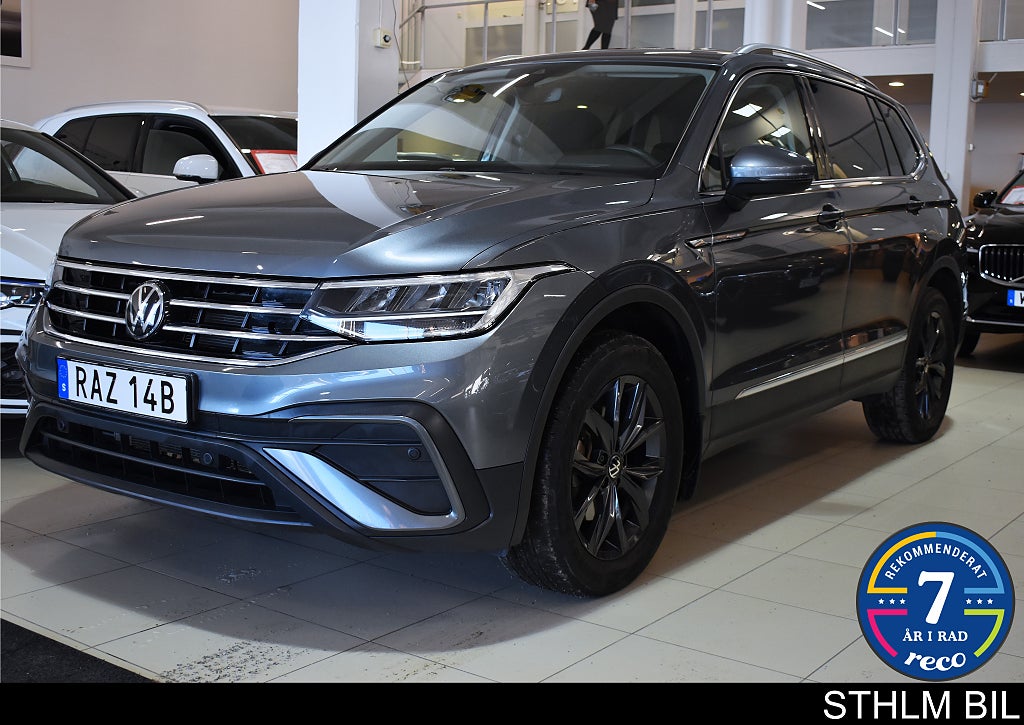 Volkswagen Tiguan 1.5 TSI Allspace 7 Sits Drag B-kamera 4,95% Ränta Moms
