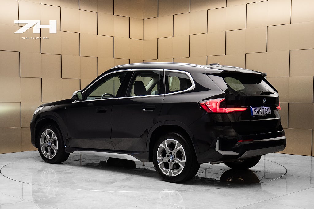 BMW X1 xDrive25e xLine Premium / Kamera / Farthållare / Drag