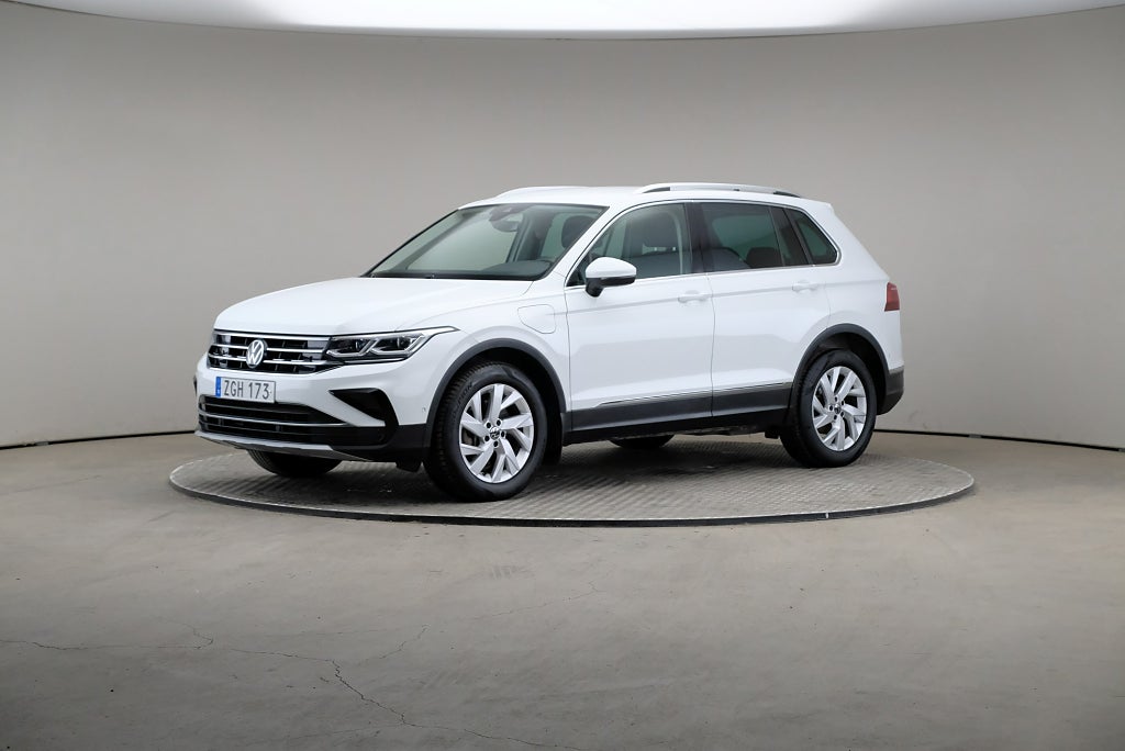 Volkswagen Tiguan eHybrid 245hk Elegance DSG Dragpkt Cockpit