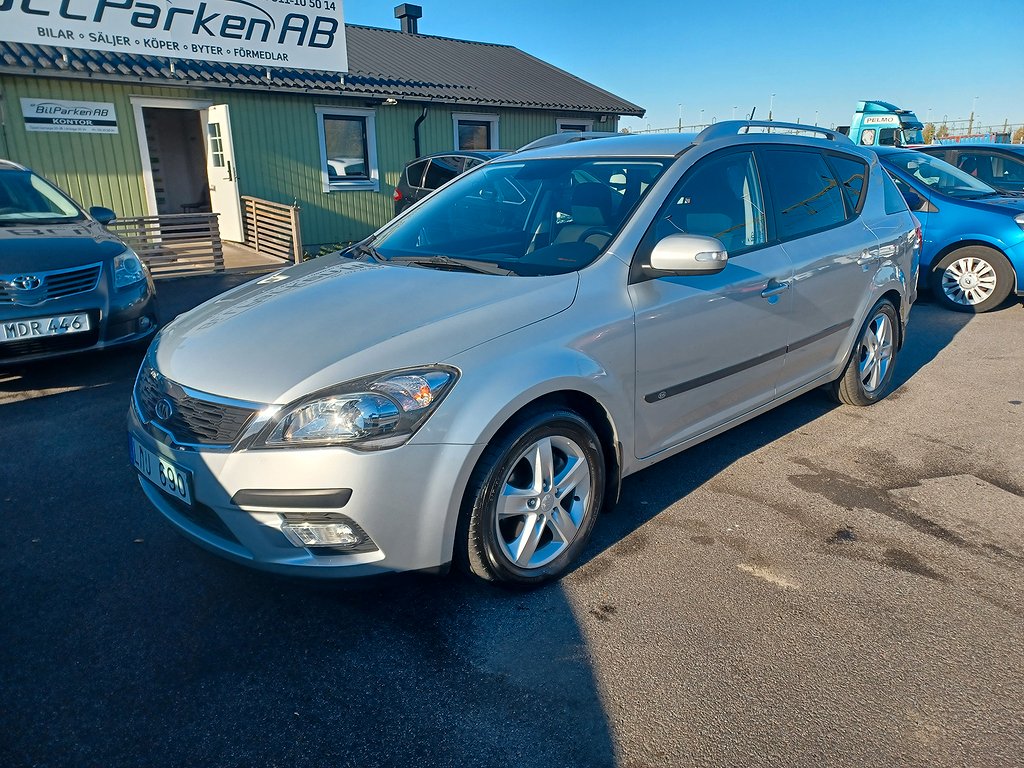 Kia CEED cee'd_sw 1.6 CRDi ECO ,1 brukare,Drag ,P-sensor