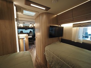 Husbil-halvintegrerad Kabe Travel Master Royal 780 LB 17 av 25