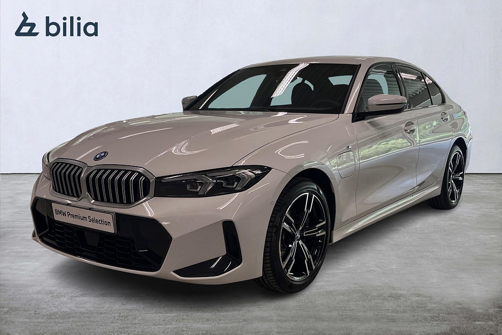 BMW 330e xDrive Sedan M-Sport | Drag | HiFi | Stolar m minne 