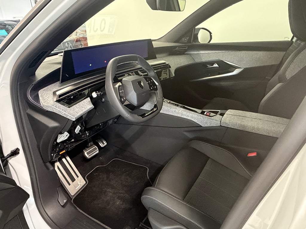 Peugeot 5008 Plug-In Hybrid e-DSC Euro 6 Avt drag thumbnail