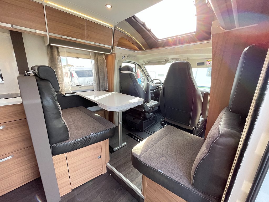 Adria Matrix 670 SC Nordkapp  / ALDE / Taksäng / 3500kg / 5bält / - Adria