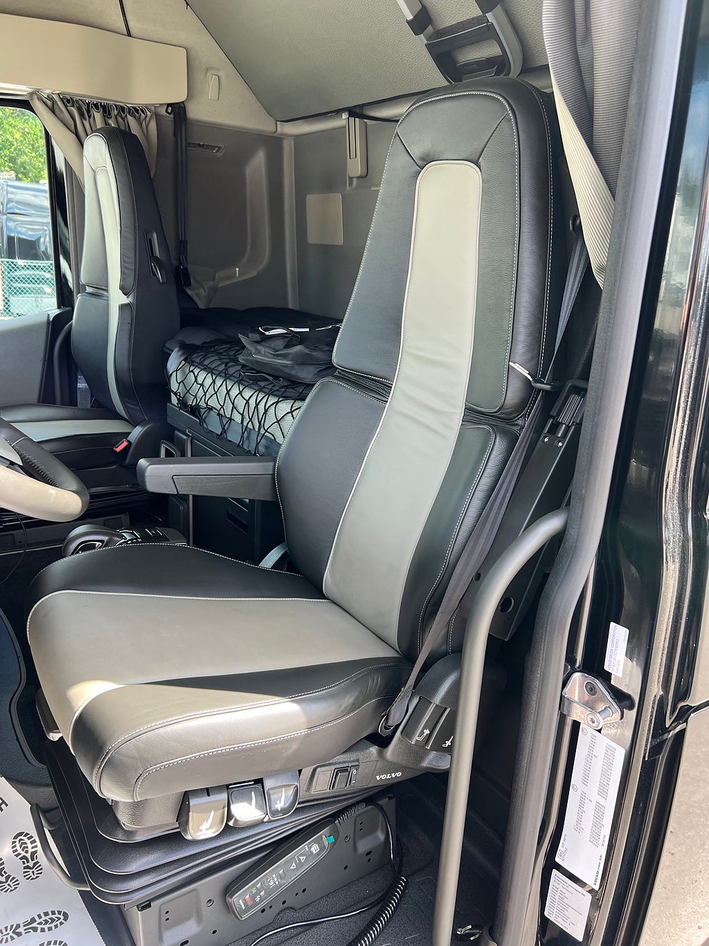 Volvo FH13 500 4x2 Aero TMA Bil MaxiSign Online & Verdegro