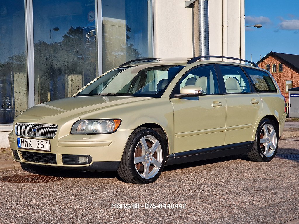 Volvo V50 D5 Momentum/Automat/Taklucka/Skin