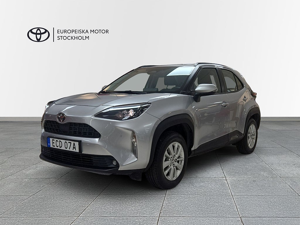 Toyota Yaris Cross 1,5 HYBRID ACTIVE VINTERHJUL SÄKERHETSPAKET