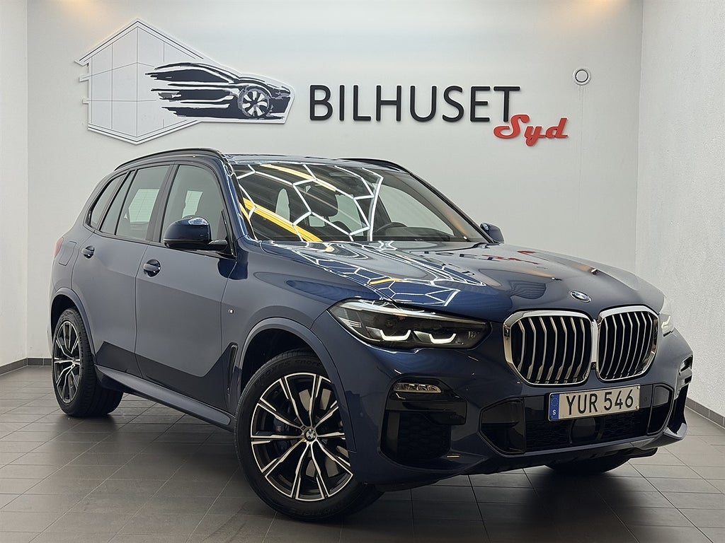 BMW X5 xDrive 30d 265hk M Sport Värmare/NightV/HUD/HiFi/360kamera/Navi/
