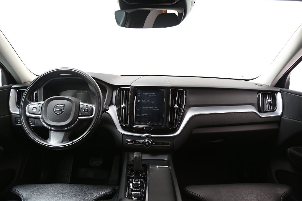 Volvo XC60 B4 197hk Momentum Advanced Edt AWD Aut Kamera Drag 2020