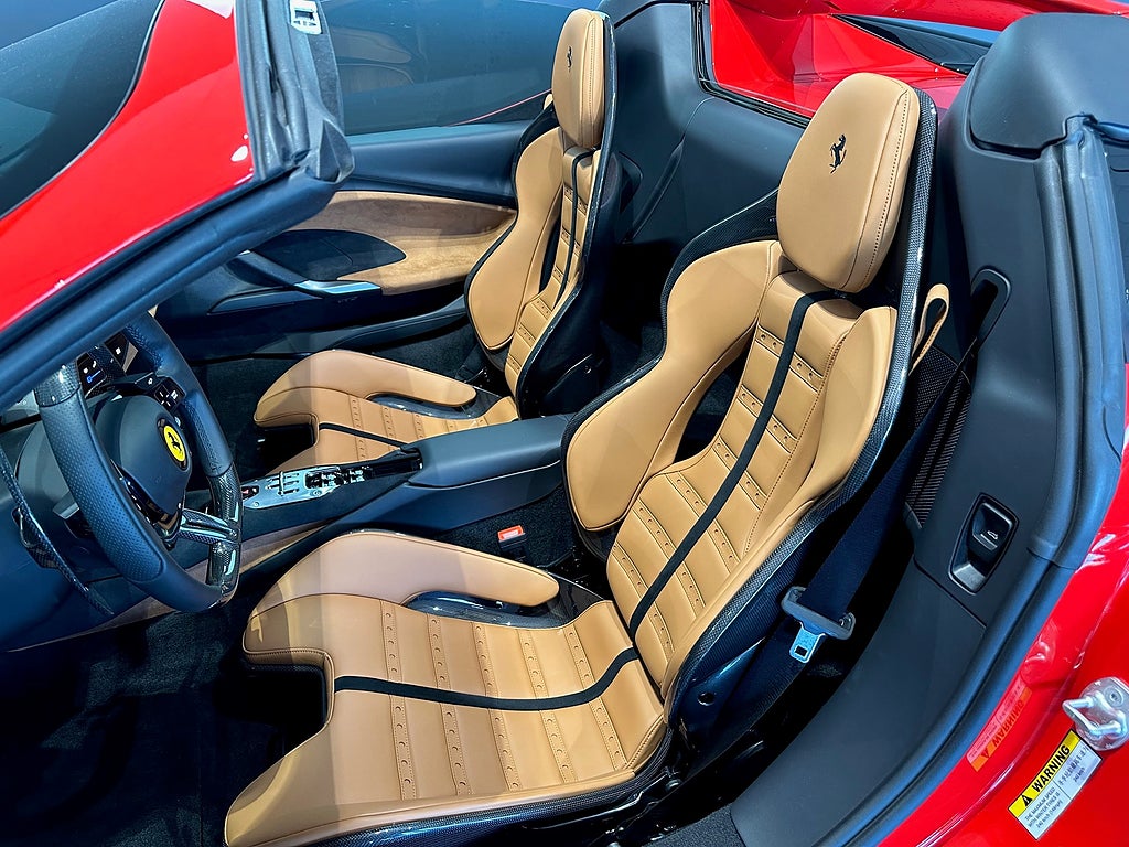 Ferrari 296 GTS 830 hk Lift / Leasebar / Carbon / JBL - bild 5