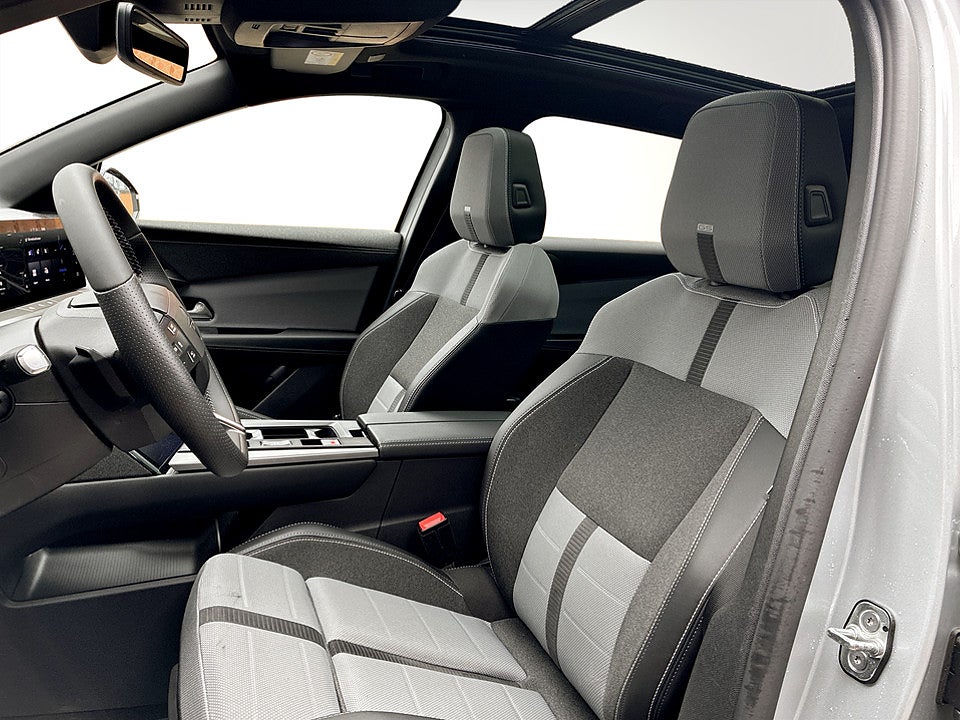 Bild på Opel Grandland X GS Hybrid 145hk Aut PANO B-KAMERA NAVI