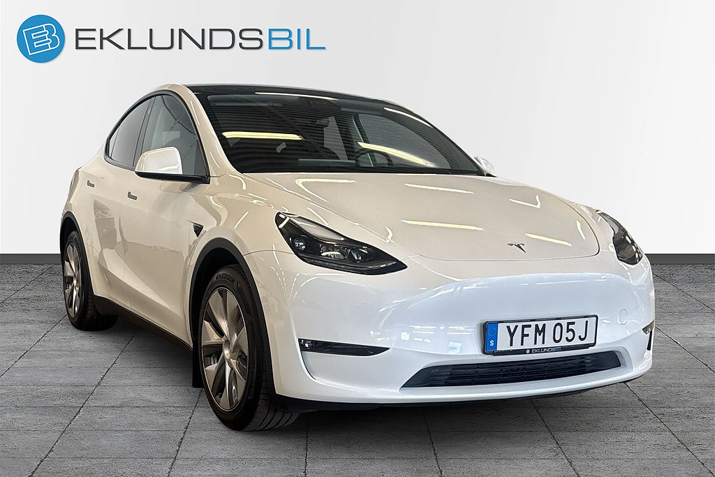 Tesla Model Y 2023