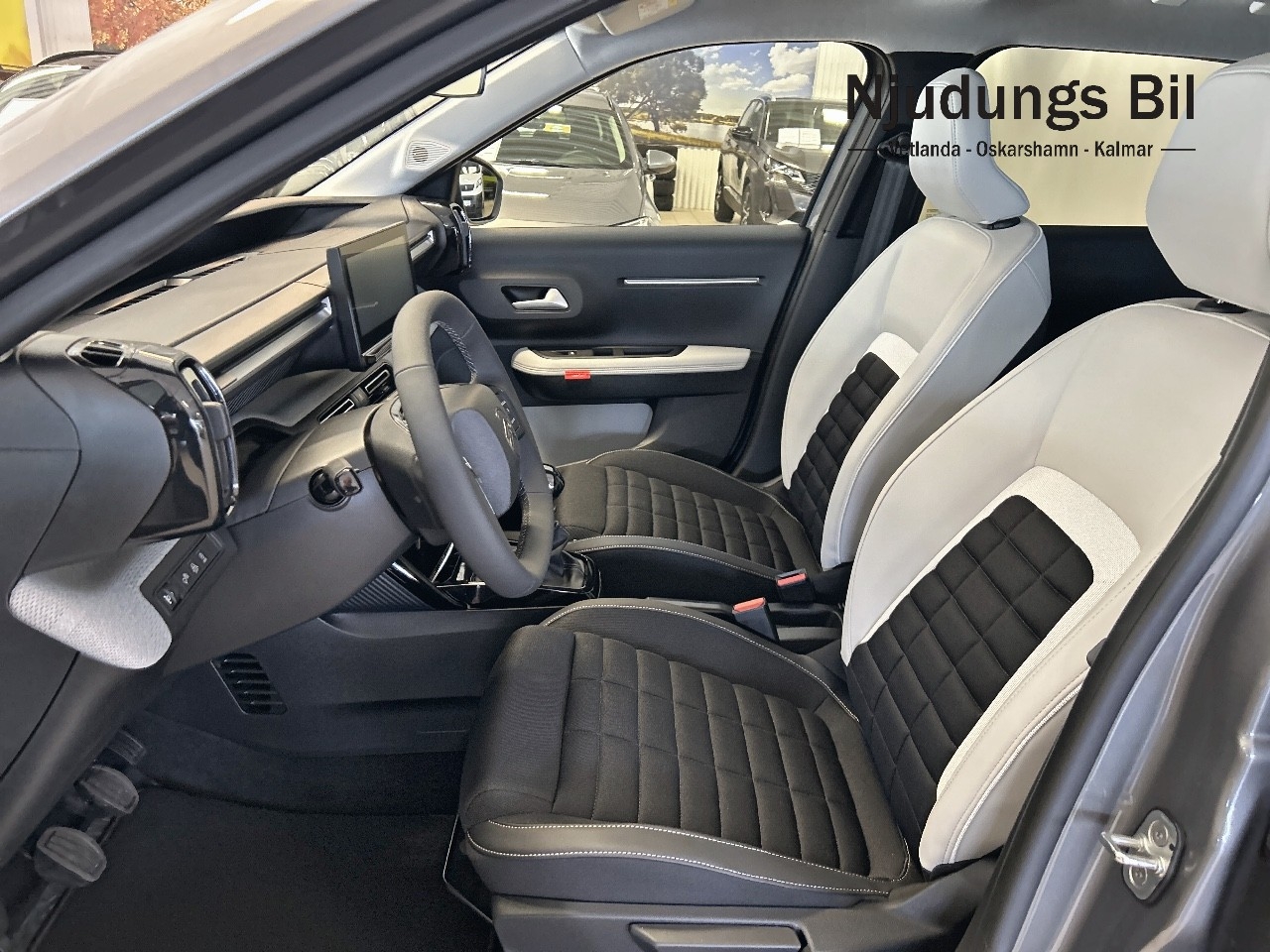 Citroen C3 Aircross Plus 1.2 2025, photo 6/35
