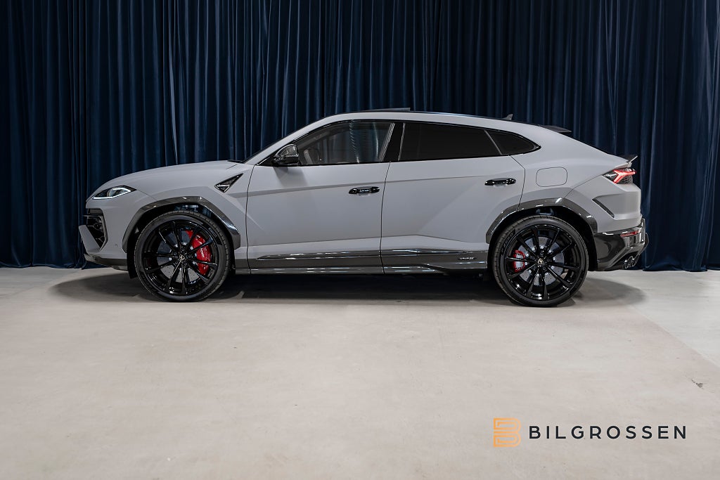 Lamborghini Urus SE Style-P Dark Big-Carbon Grigio China 23” NY
