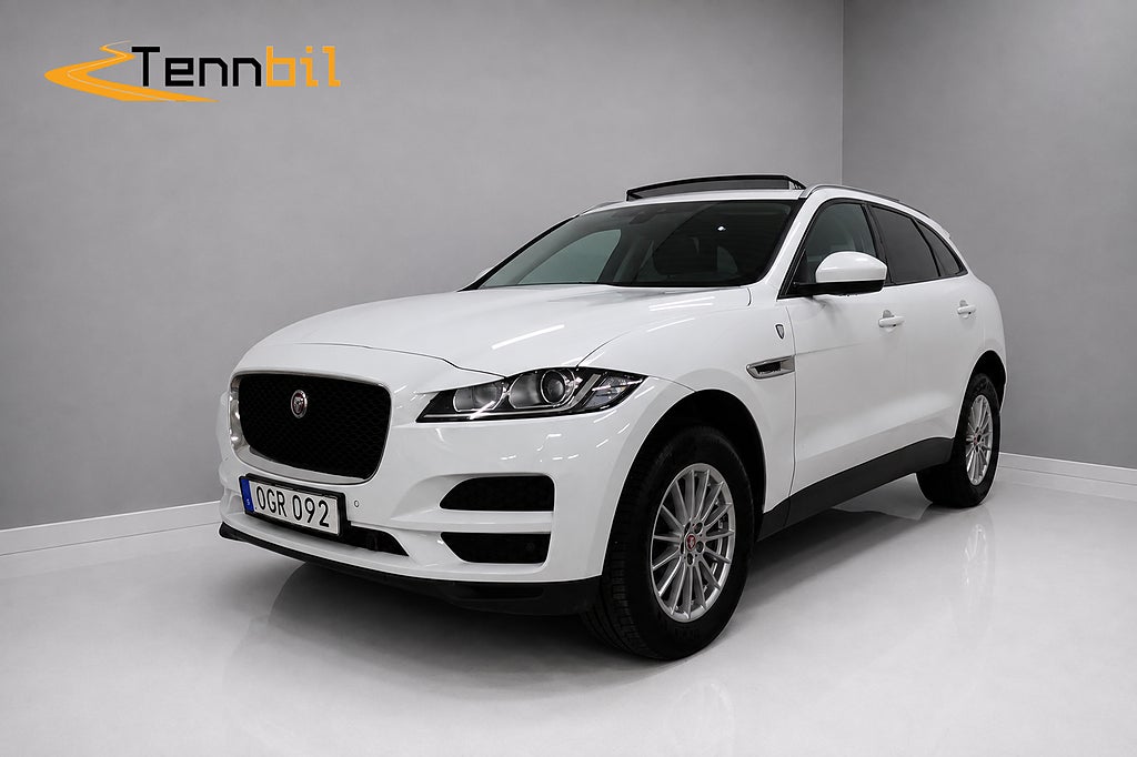 Jaguar F-Pace 20d AWD Panorama Meridian Kamera Navigator Nyserv