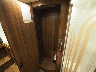 Husbil-integrerad BURSTNER Elegance i895 25 av 29