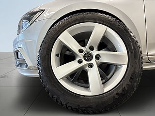 Volkswagen Passat SC 2.0 TDI DSG 4M GT R-Line S&V-hjul/Kamera/Drag/Dvärm – bild 14