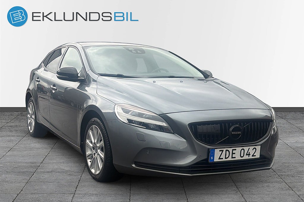 Volvo V40 2018