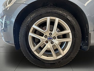 Volvo XC60 D4 AWD Aut Classic Momentum Drag Dvärm Navi Psens S&V