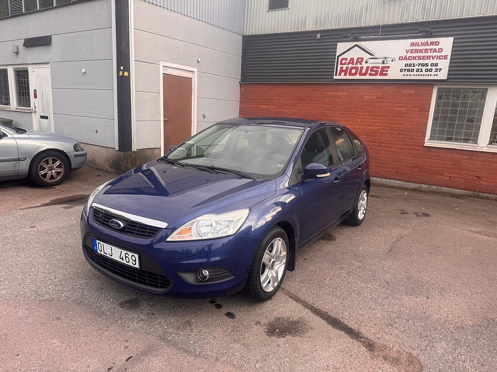 Ford Focus 5-dörrars 1.8 Flexifuel Platinum Euro 4/motorvärmare