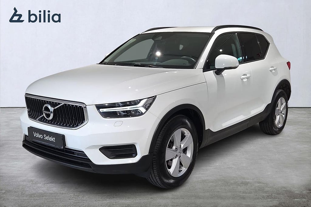 Volvo XC40 T2 FWD Momentum Core / Värmare / Drag