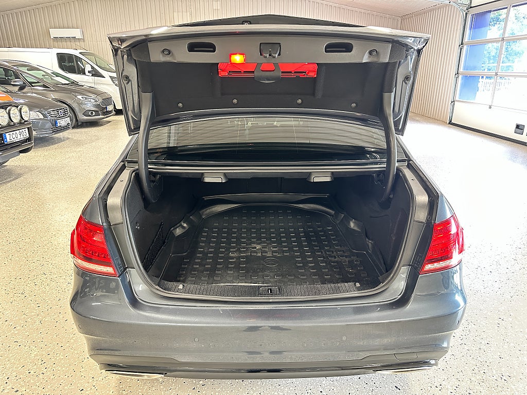 Mercedes-Benz E 220 BlueTEC 9G-Tronic Avantgarde AMG Night Package