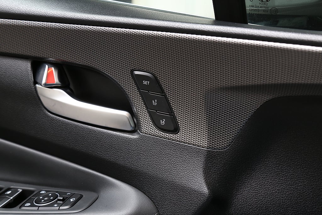 Hyundai Santa Fe 2,2 CRDi 200hk Premium AWD Aut Extraljus Motorv Drag