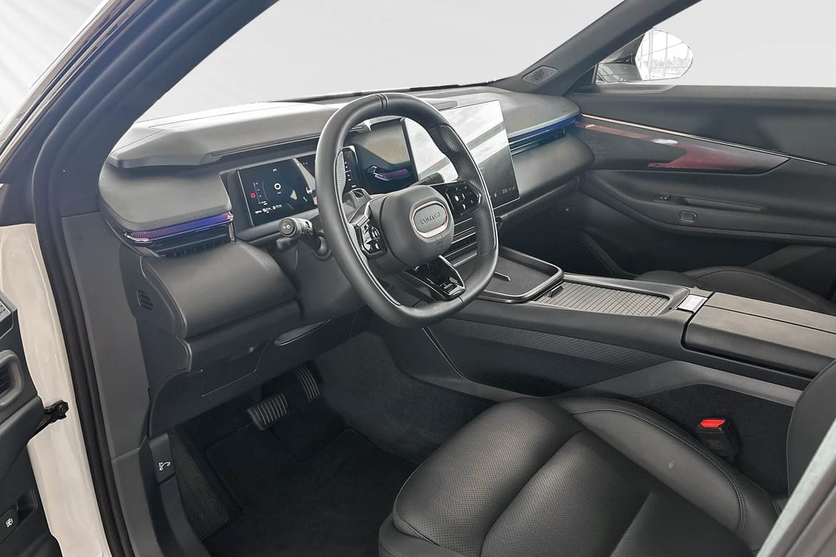 Lynk & Co 08 Core PHEV 2025, bild 6/10