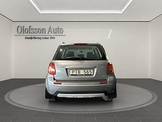 Halvkombi Suzuki SX4 5 av 14