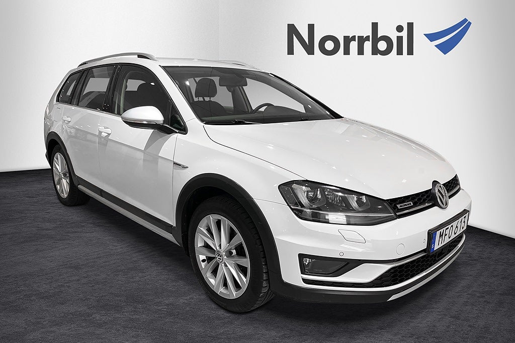 Volkswagen Golf Sportscombi Alltrack TSI 180 Drag Värmare