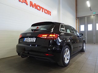 Halvkombi Audi A3 7 av 23