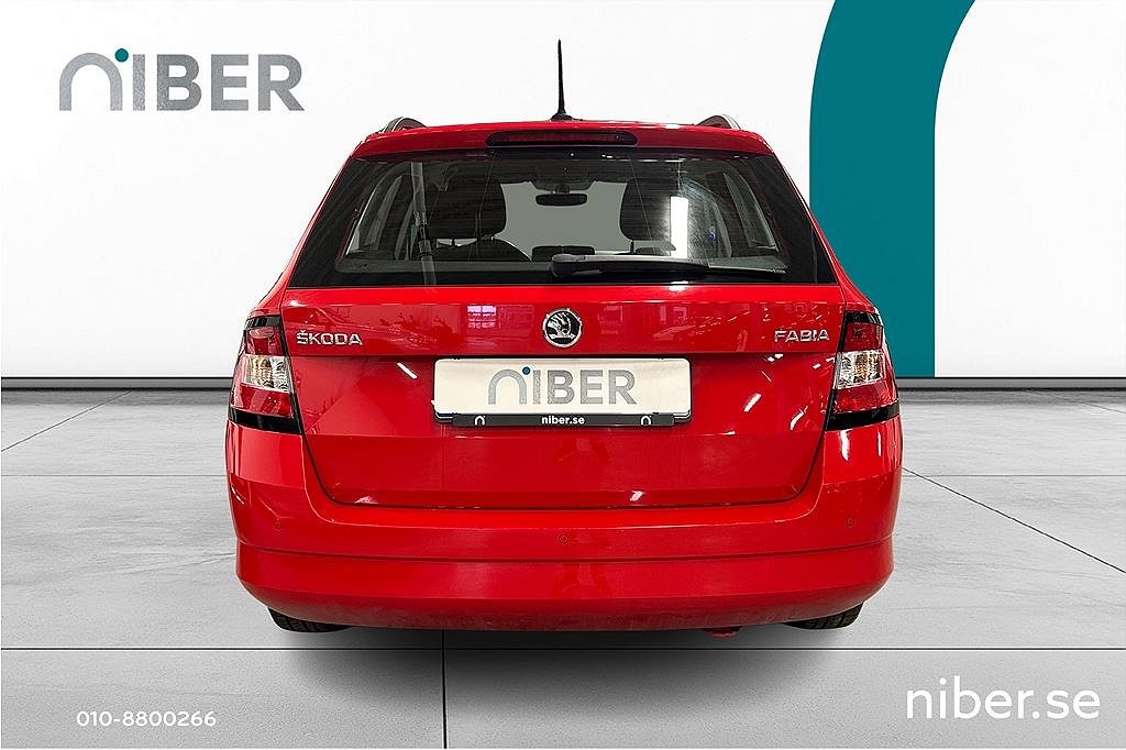Skoda Fabia Skoda?Fabia Kombi Style 1.0 TSI DSG, 3 brukare