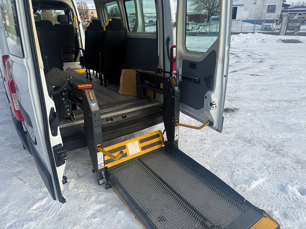 Nissan NV400 bild 8