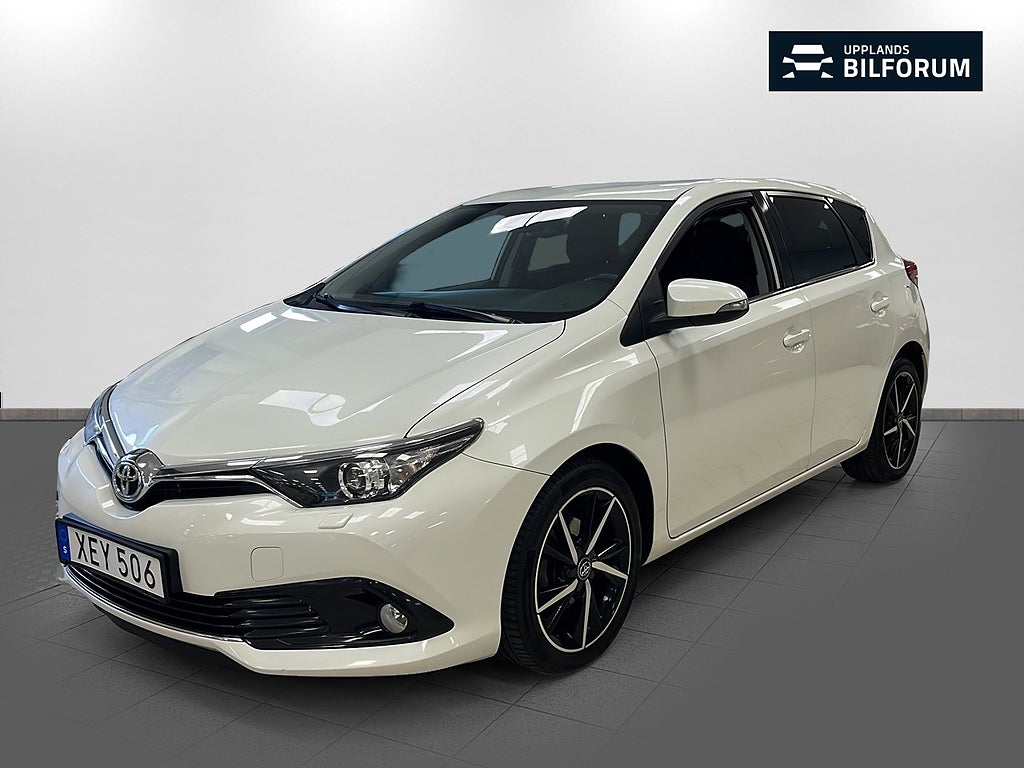 Toyota Auris 1.2 Turbo AUT Intense Edition M-värm Backkamera