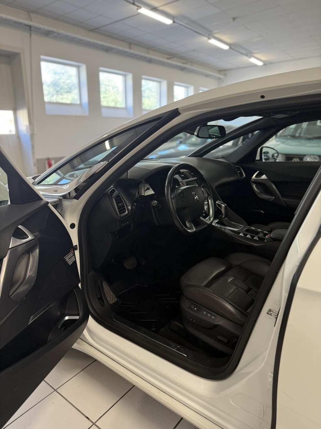 DS 5 2.0 BlueHDi 181hk Backkamera 2015, bild 7/42