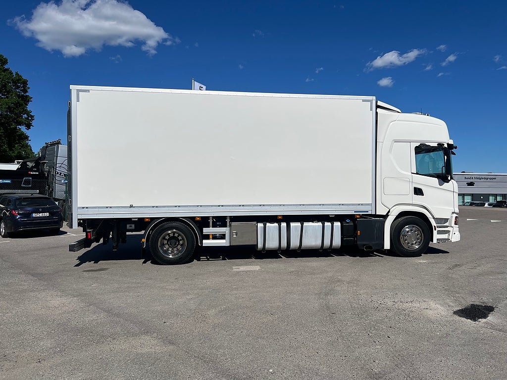 Scania G320 4x2 Maskintransport, Borrigg, Servicebil