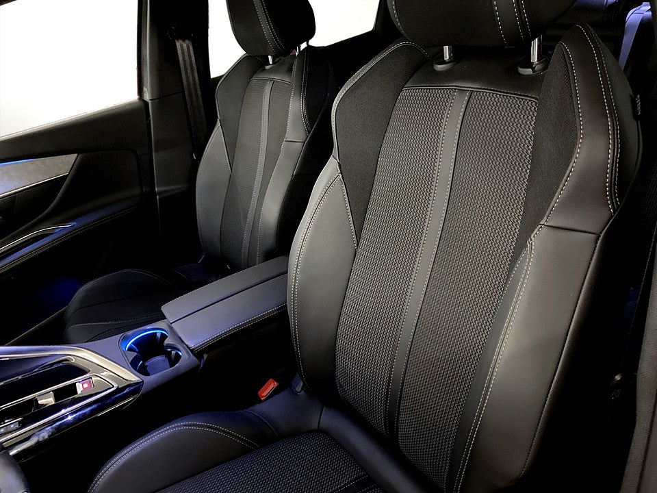 Bild på Peugeot 3008 GT 1.2 PT 130hk Aut - B-KAMERA, CARPLAY