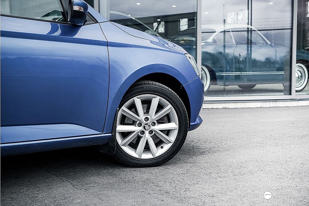 Skoda Fabia 1.2 TSI DSG 110hk / PDC / Lågmilad