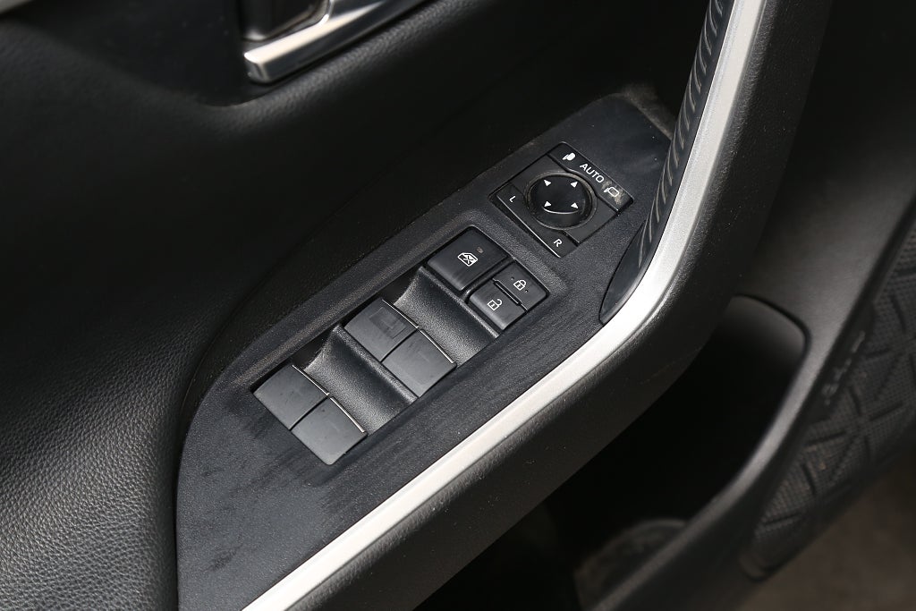 Toyota RAV4 Plug-in Hybrid E-CVT Style Premium AWD JBL Pano Drag 2020