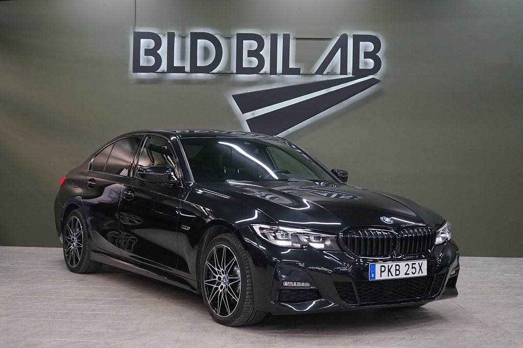 BMW 330e Sedan Steptronic M Sport Hybrid MOMS LÅGAMIL 292HK