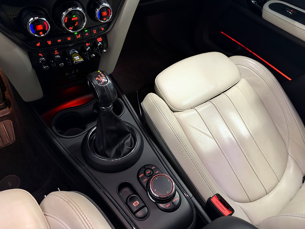MINI Countryman 2018 - miniatyr 16