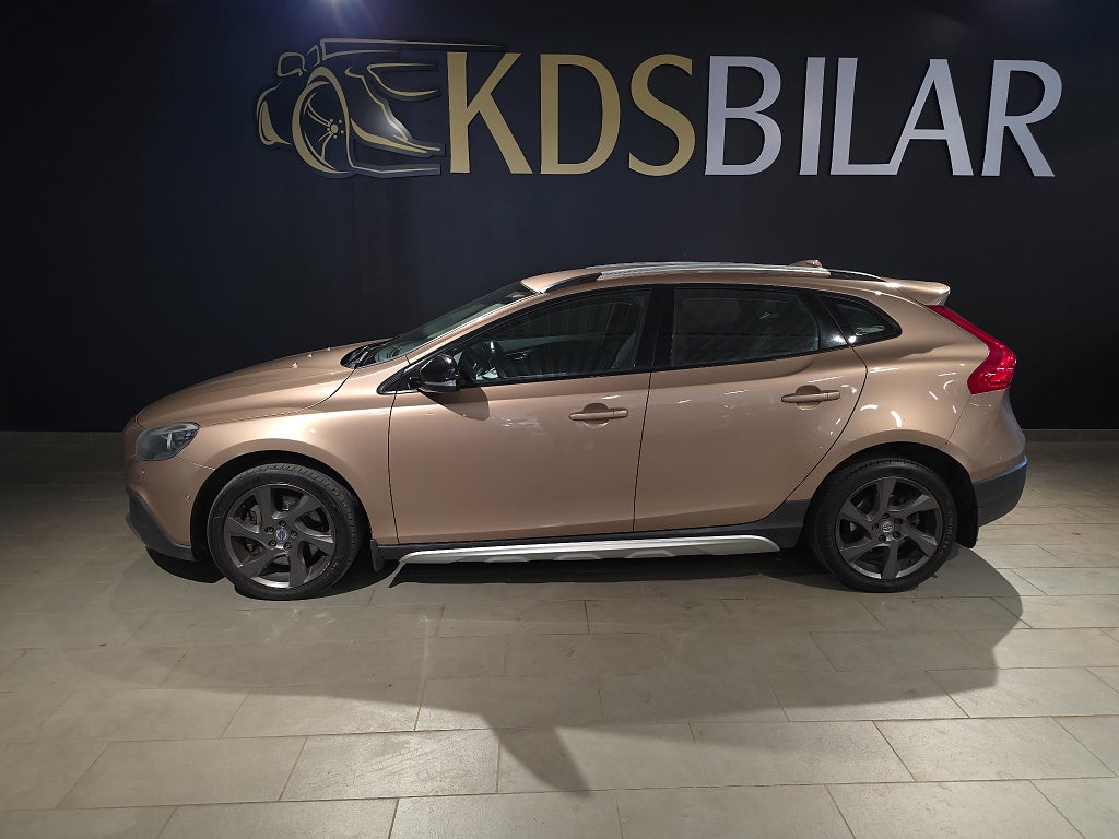 Volvo V40 Cross Country D3 Geartronic Momentum 150hk Euro 5 Drag